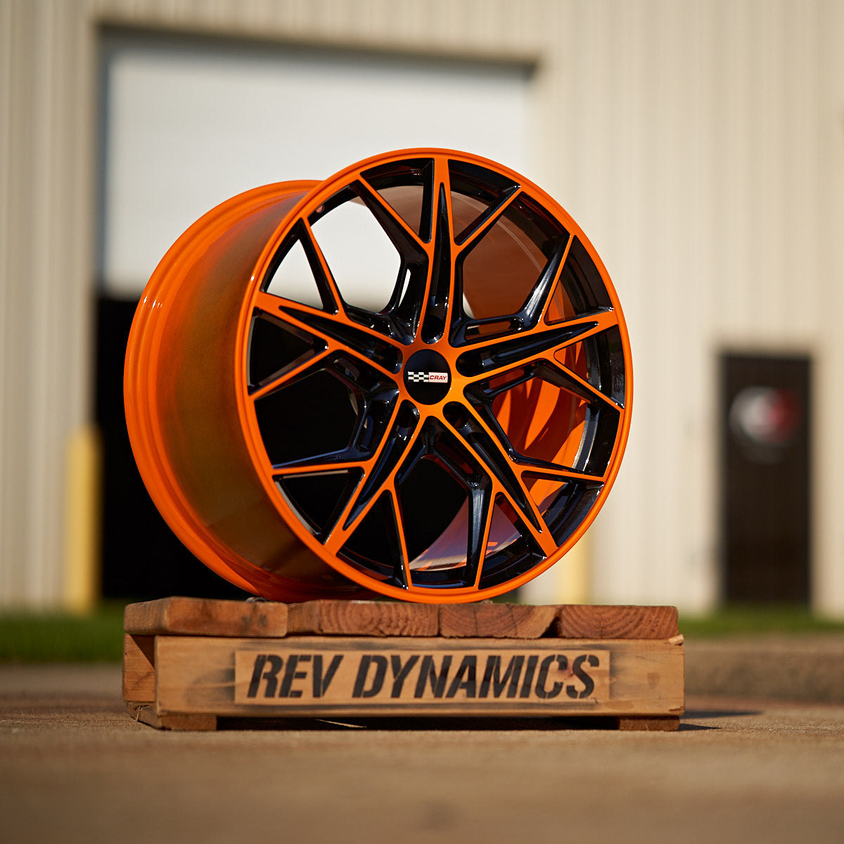 Corvette C8 Cray Hammerhead Wheel Powder coated in amplified orange and carbon flash black