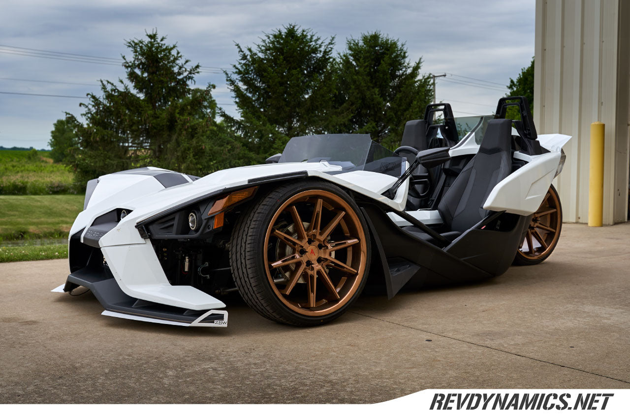 Polaris Slingshot With Ferrada 22" CM2 Wheels