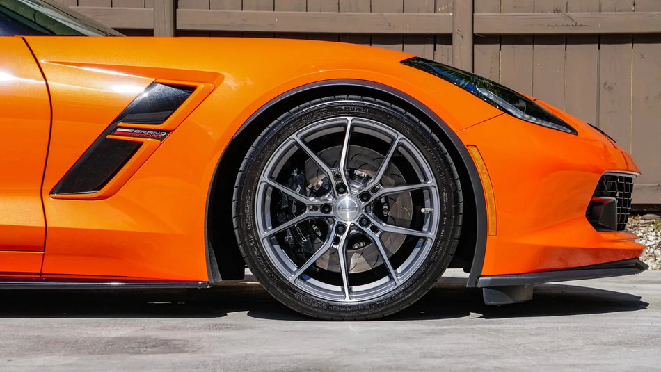 E5 Daytona C7 Stingray Corvette 19" Front 20" Rear Wheel and Tire Package - Titanium Brushed