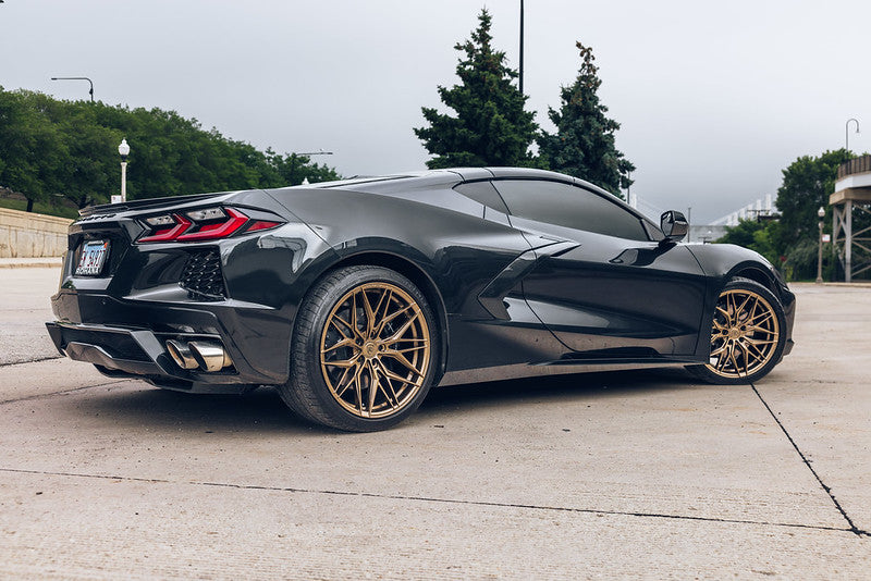 Rohana RFX17 C8 Corvette 19x9.5