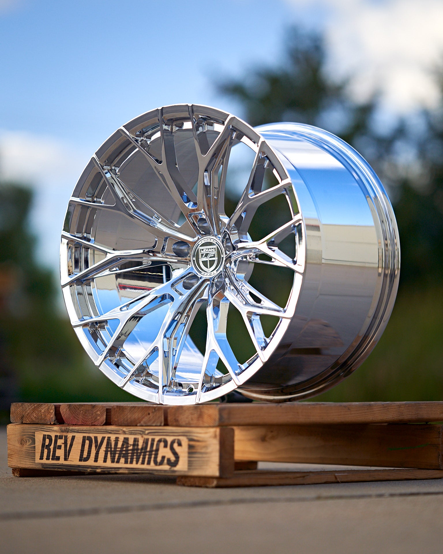 Lexani Aries Forged Monoblock Wheel & Tire Package for C8 Corvette Z06
