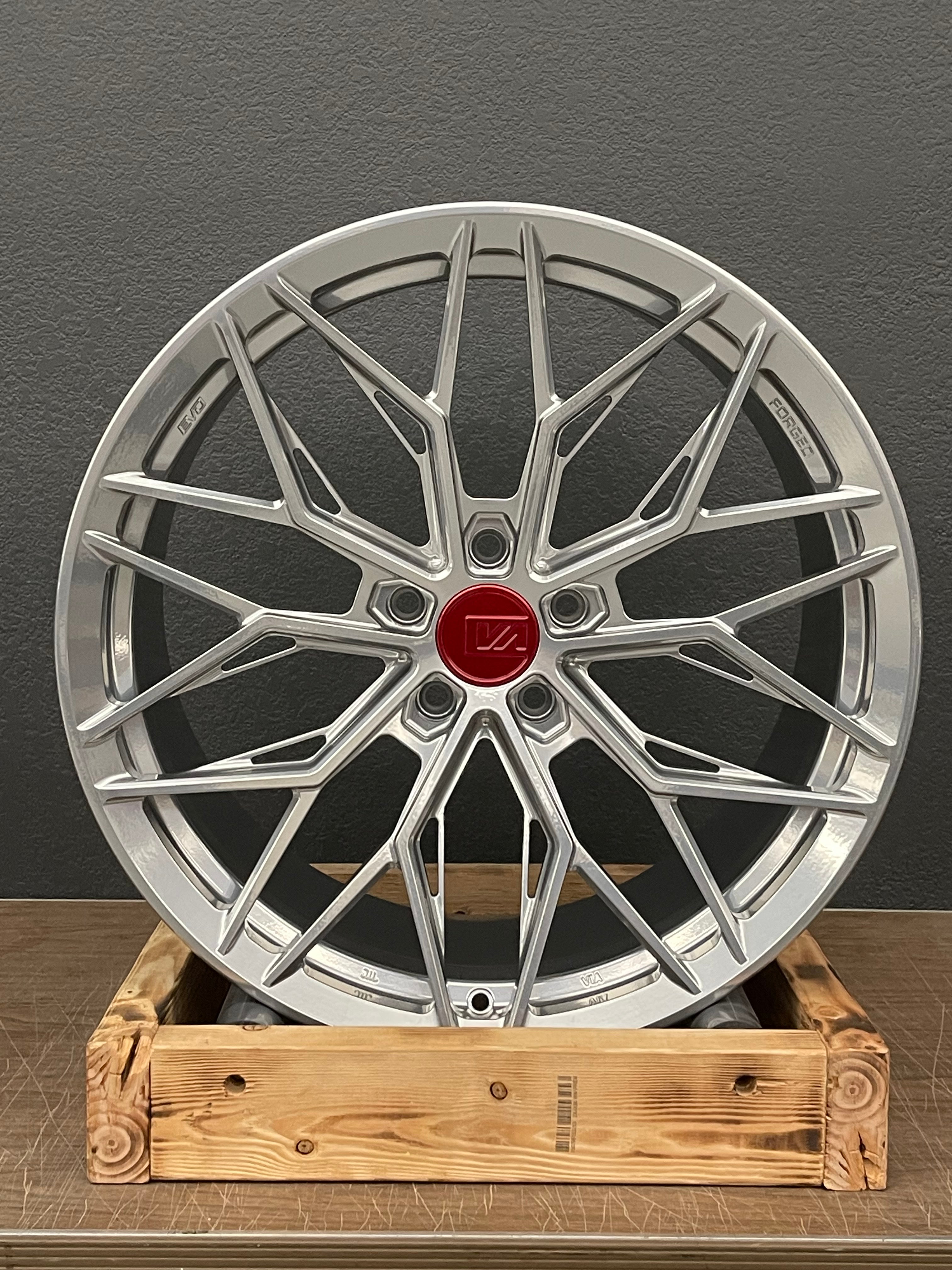 Variant Maxim C8 Corvette 20x9