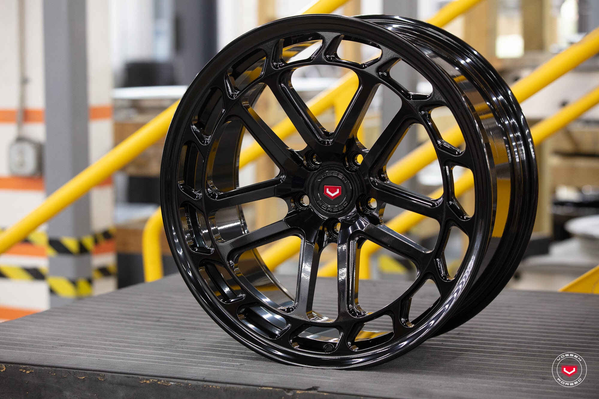 ウイグル獄長Vossen CVT 20inc4本セット美品 Vossen LC2-C1 C8 Corvette 20x9