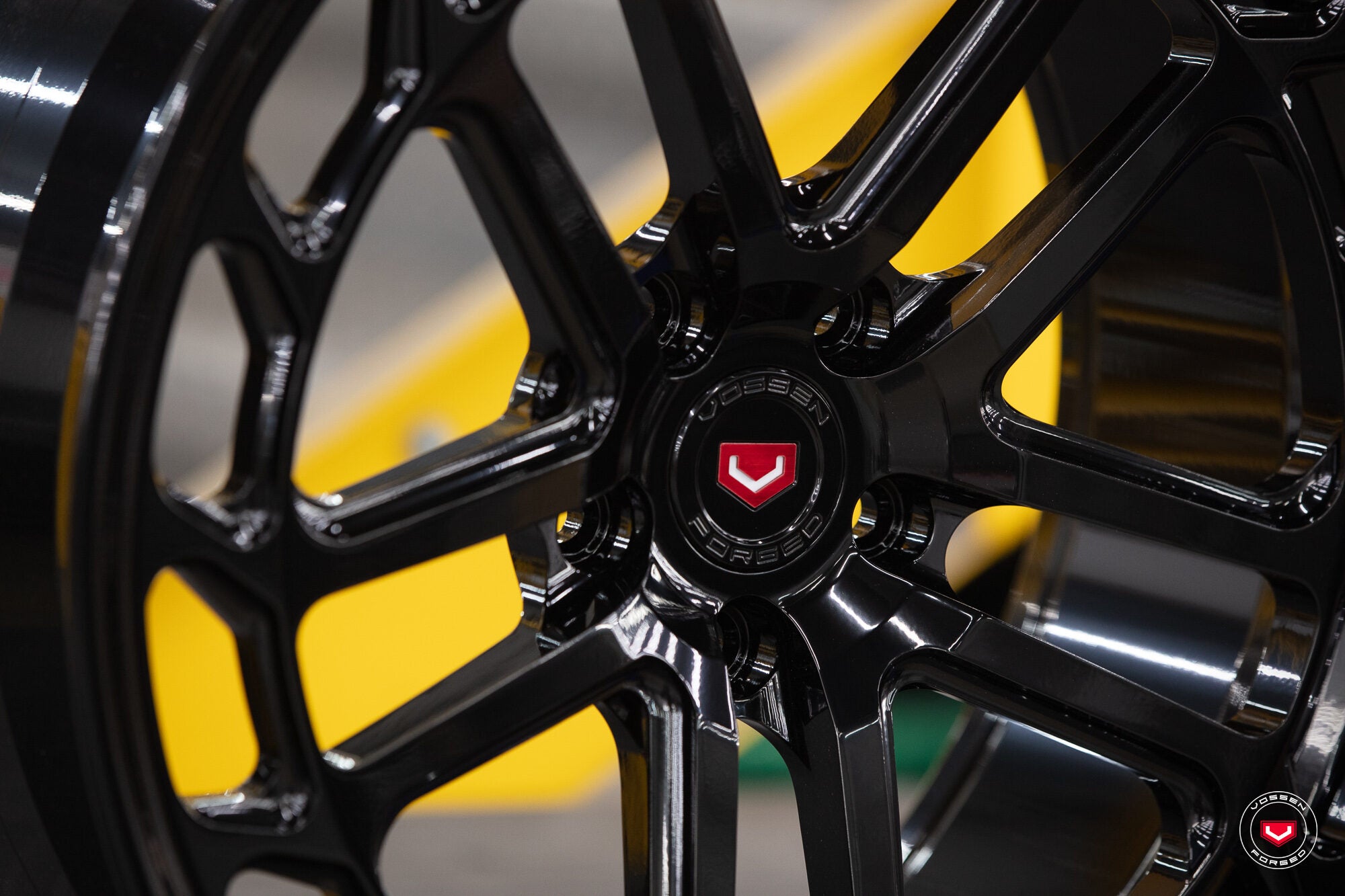 Vossen LC2-C1 C8 Corvette 20x9