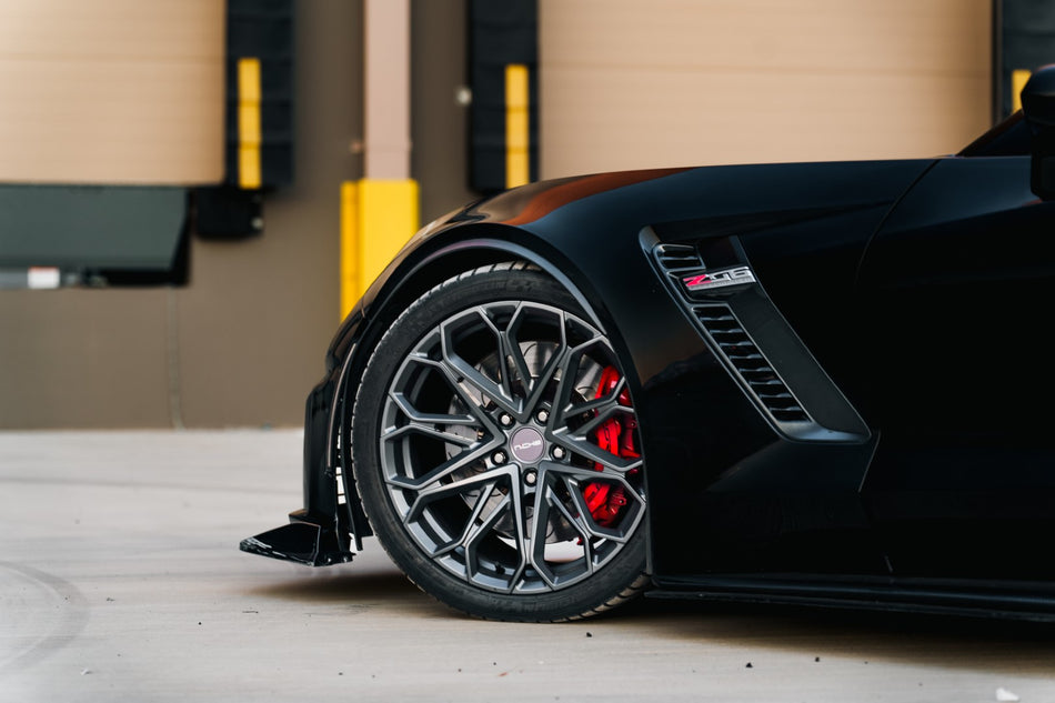 Niche Manta C7 Z06 Corvette 19" Front 20" Rear Wheel and Tire Package - Matte Gunmetal